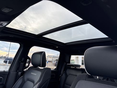 Used 2025 RAM 1500 Laramie w/ Laramie Southwest Edition image 10