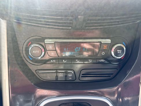 Used 2016 Ford C-MAX SEL image 25