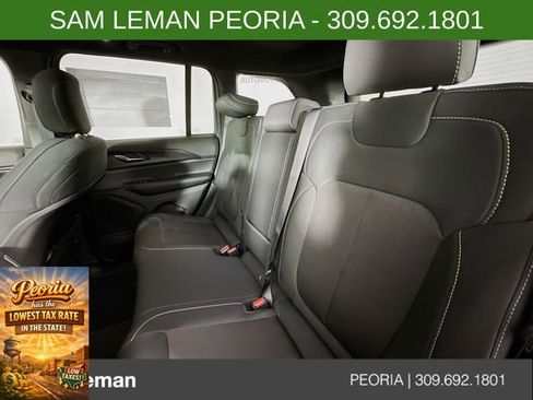 New 2025 Jeep Grand Cherokee Laredo image 24