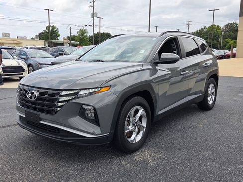 Used 2024 Hyundai Tucson SEL FWD image 3
