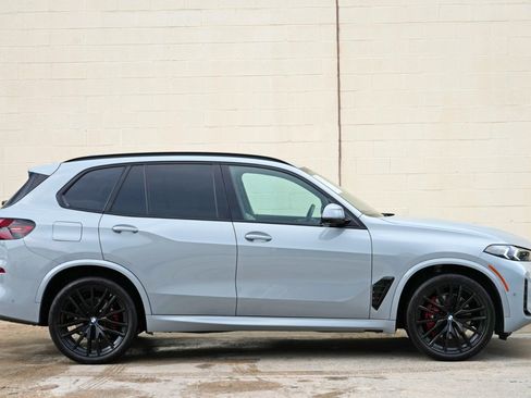 Used 2024 BMW X5 sDrive40i w/ M Sport Package RWD image 59