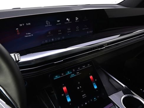 Used 2025 Cadillac Escalade Sport w/ Touring Package image 29