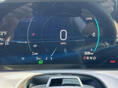New 2026 Cadillac Vistiq Sport AWD/4WD image 16