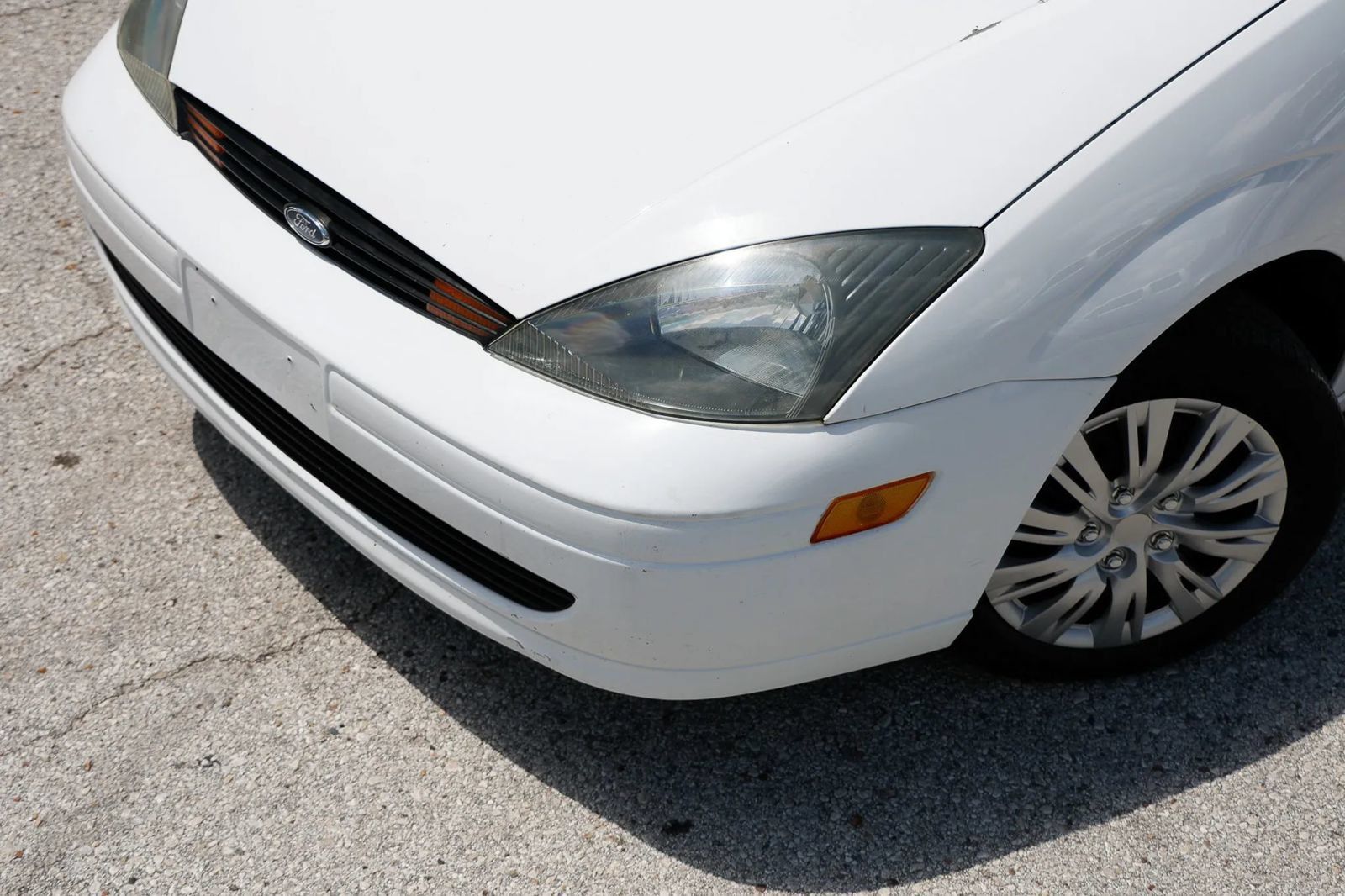 Used 2004 Ford Focus SE FWD image 16