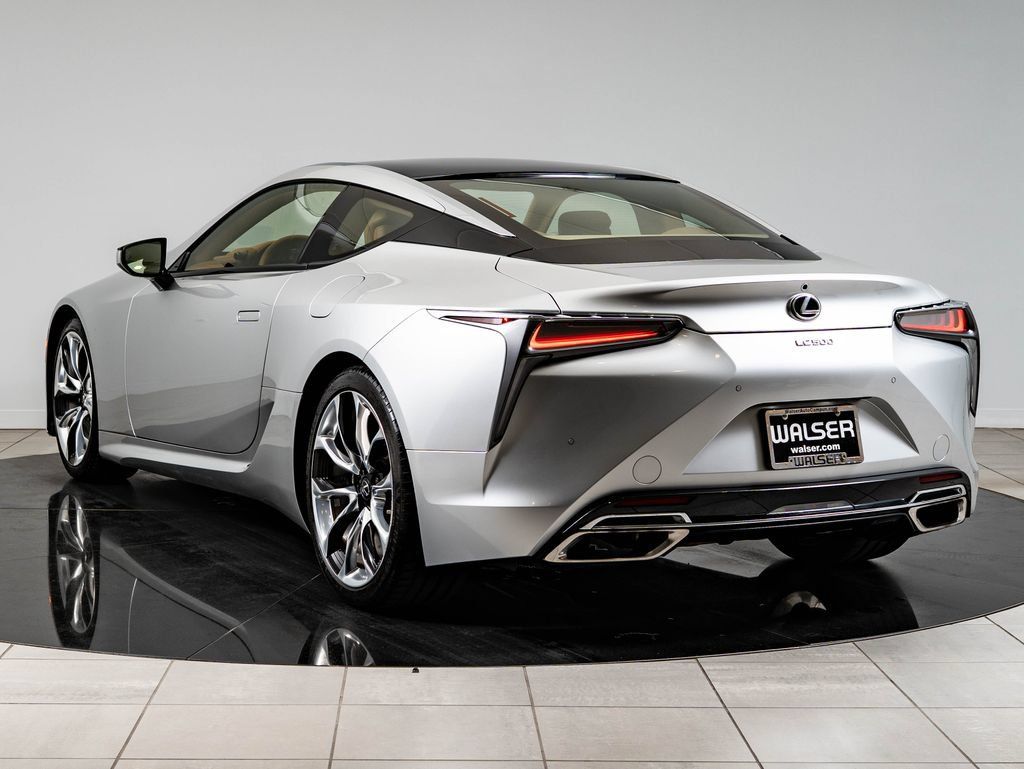 Used 2018 Lexus LC 500 Coupe w/ Touring Package RWD image 6