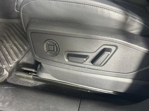 Used 2025 Audi Q5 Premium Plus w/ Premium Plus image 21