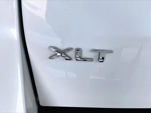 Used 2022 Ford Expedition Max XLT AWD/4WD image 31