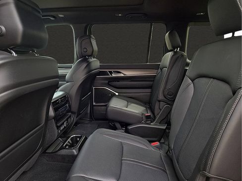New 2026 Jeep Grand Wagoneer 4WD image 10