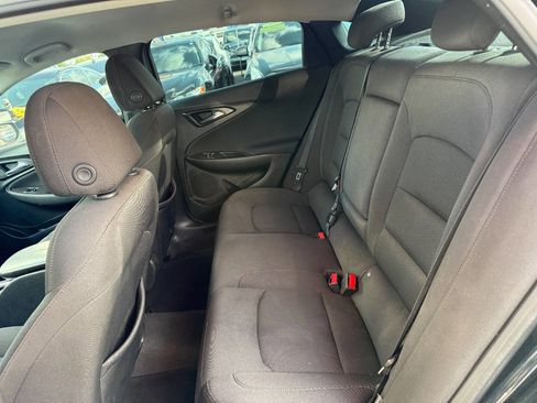 Used 2019 Chevrolet Malibu LT image 11