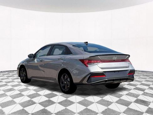 New 2026 Hyundai Elantra SEL Sport Premium FWD image 8