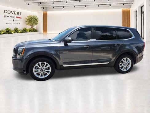 Used 2022 Kia Telluride LX FWD image 5