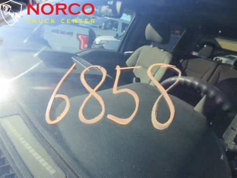 Used 2019 Ford F150 XLT image 18