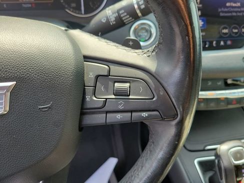 Used 2019 Cadillac XT4 Premium Luxury w/ Enhanced Visibility Package FWD image 12