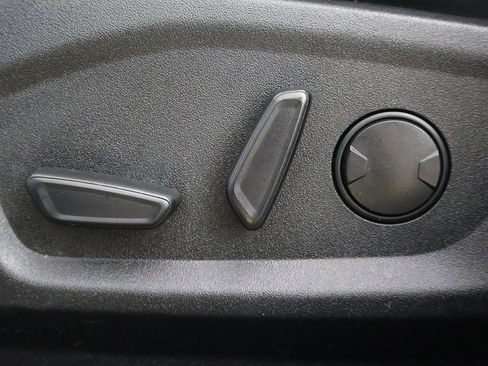 Used 2022 Ford Edge SEL w/ Convenience Package image 26