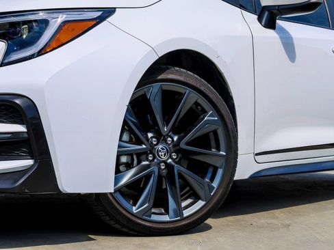 Used 2024 Toyota Corolla SE image 2