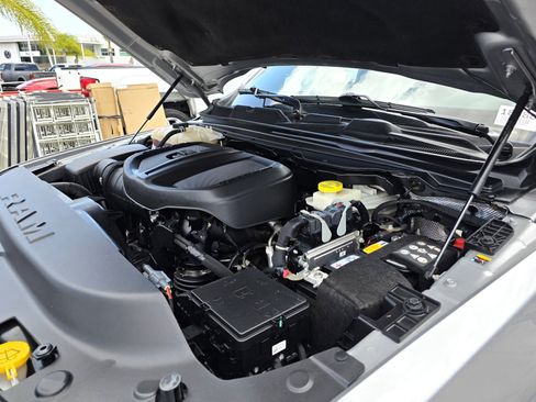 Certified 2025 RAM 1500 Big Horn AWD/4WD image 17