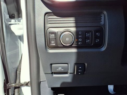 New 2026 Ford F250 Lariat w/ FX4 Off-Road Package image 26