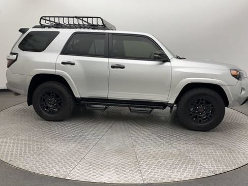 Used 2021 Toyota 4Runner Venture AWD/4WD image 9