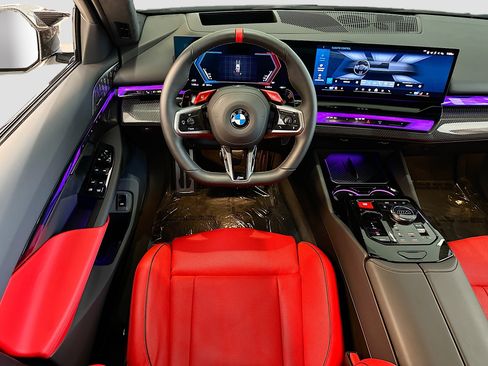 Used 2026 BMW M5 w/ Carbon Package AWD/4WD image 20
