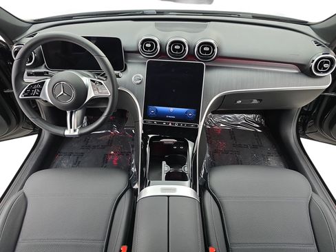 Used 2025 Mercedes-Benz C 300 Sedan image 9