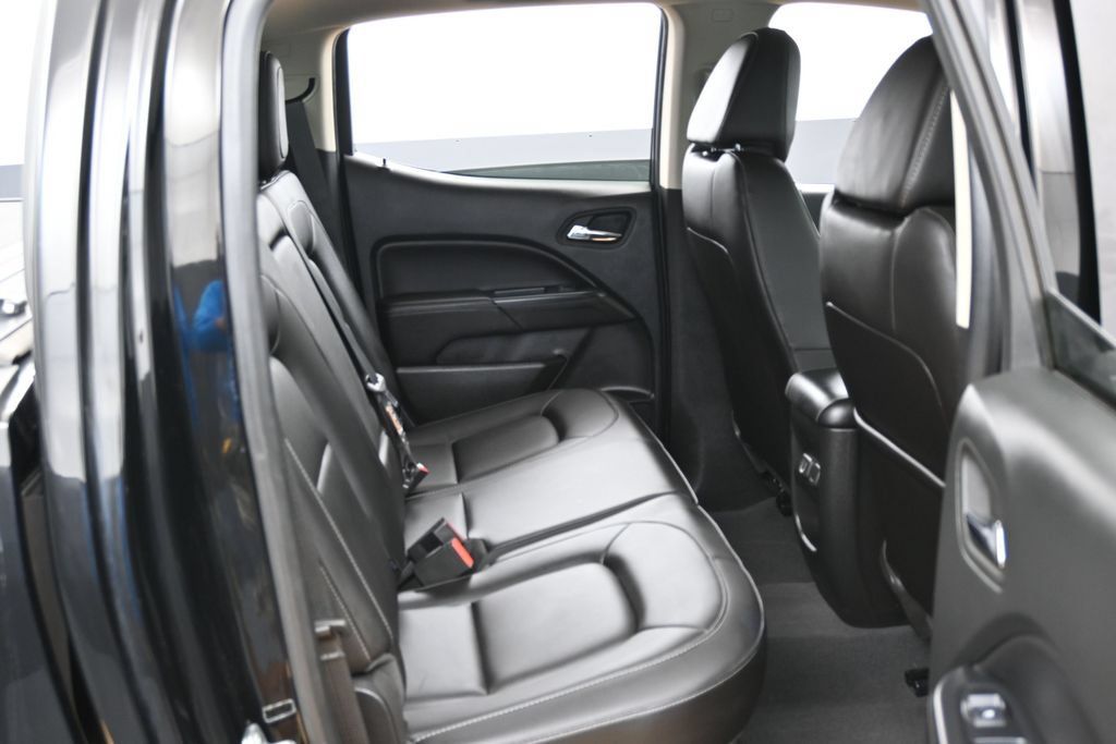 Used 2022 GMC Canyon Elevation w/ Elevation Premium Package AWD/4WD image 28