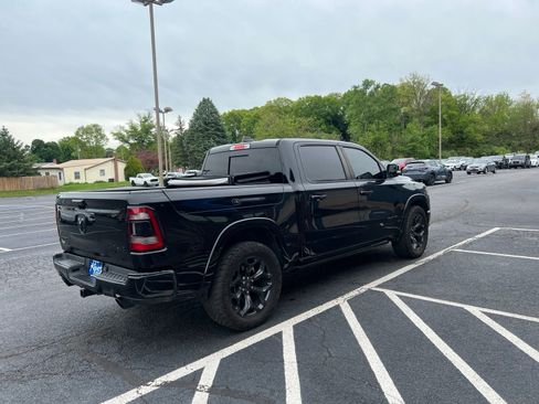 Used 2020 RAM 1500 Limited w/ Black Appearance Package AWD/4WD image 6