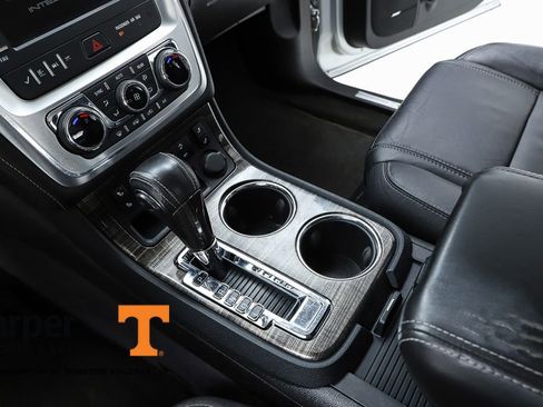 Used 2014 GMC Acadia SLT image 24