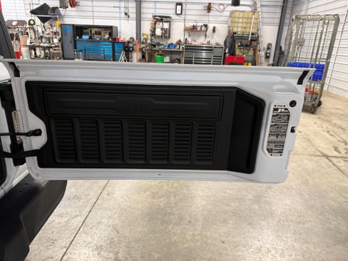Used 2022 Jeep Wrangler Unlimited Sport AWD/4WD image 34
