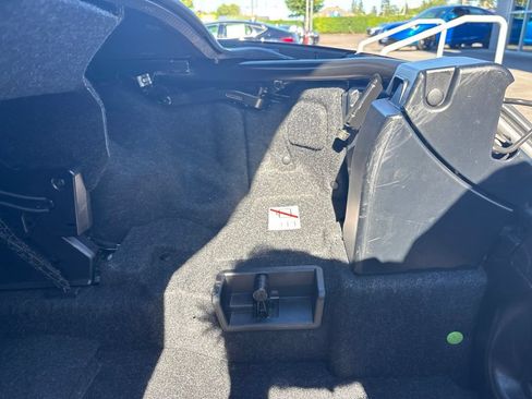 Used 2015 BMW Z4 sDrive28i RWD image 23