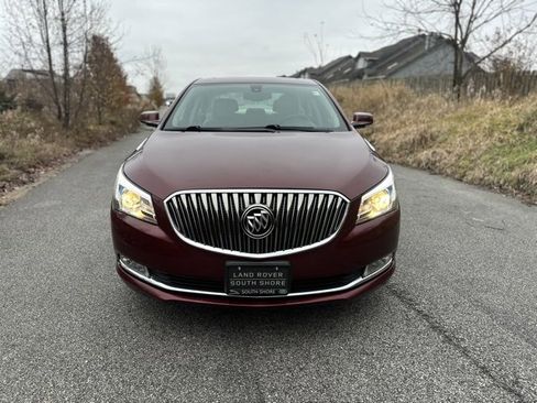 Used 2016 Buick LaCrosse Leather image 2