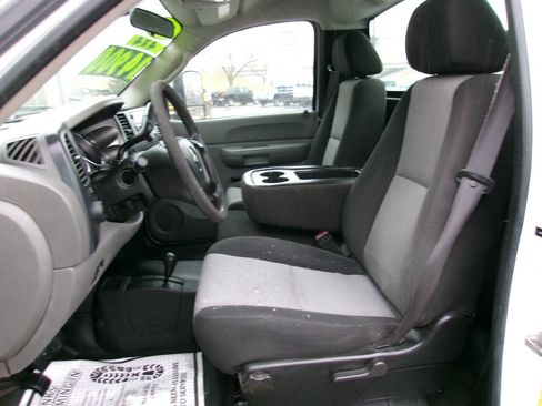 Used 2008 Chevrolet Silverado 3500 W/T image 12