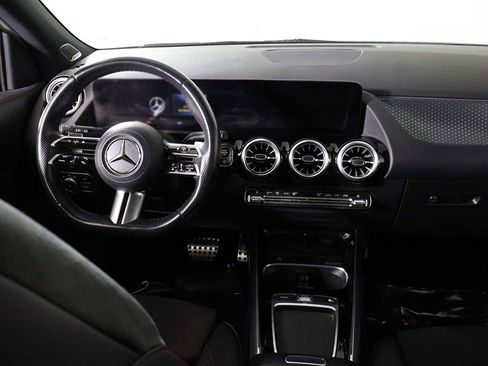 Used 2024 Mercedes-Benz GLA 250 4MATIC image 34