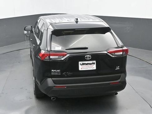 Used 2025 Toyota RAV4 LE AWD/4WD image 29