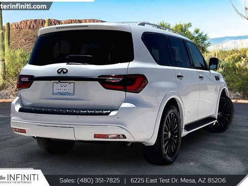 Used 2021 INFINITI QX80 Sensory w/ Cargo Package RWD image 2
