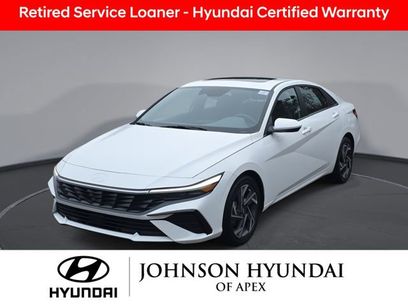 Used 2025 Hyundai Elantra SEL w/ Cargo Package