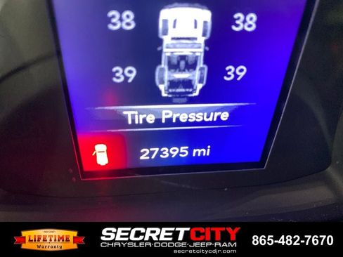Used 2021 Jeep Wrangler Sport AWD/4WD image 17