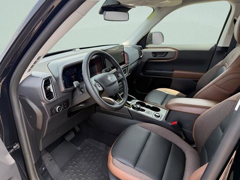 Used 2025 Ford Bronco Sport Outer Banks w/ Outer Banks Tech Package+ AWD/4WD image 4