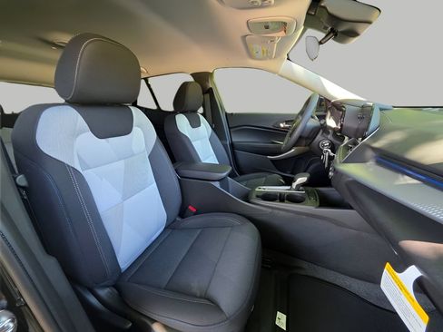 New 2026 Chevrolet Trax LS w/ LS Convenience Package FWD image 9