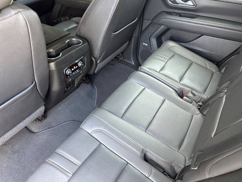 Used 2022 Chevrolet Tahoe RST w/ Sport Performance Package AWD/4WD image 13