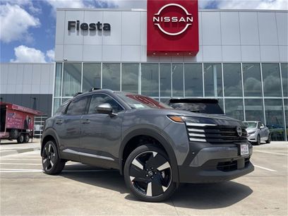 New 2025 Nissan Kicks SR
