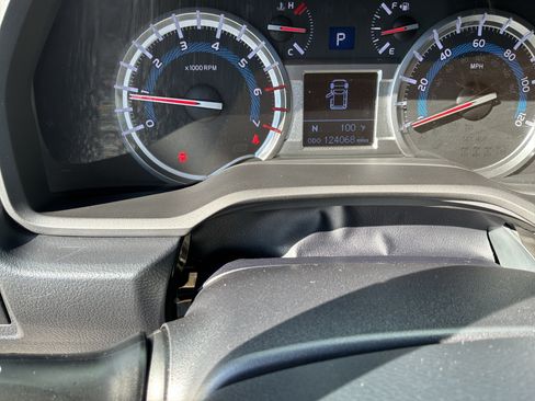Used 2017 Toyota 4Runner Limited AWD/4WD image 22