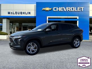 Used 2025 Chevrolet Trax LS w/ LS Convenience Package FWD 360° Tour