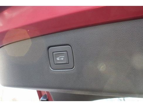 New 2026 Buick Envista Sport Touring w/ Convenience I Package FWD image 39