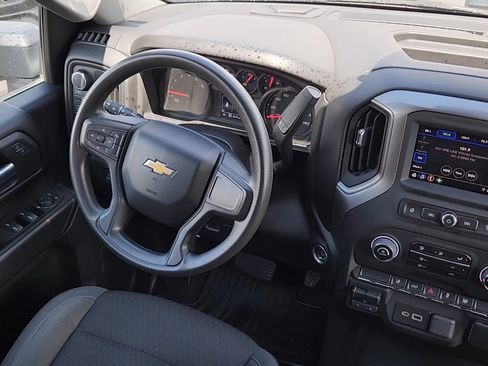 Used 2024 Chevrolet Silverado 2500 Custom w/ Custom Convenience Package AWD/4WD image 5