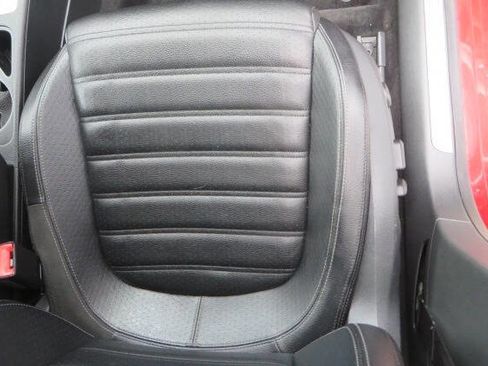 Used 2014 Volkswagen CC Sport image 41