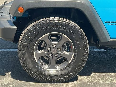 Used 2017 Jeep Wrangler Unlimited Rubicon AWD/4WD image 7