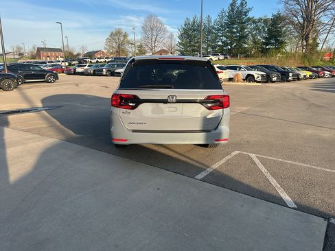 Used 2023 Honda Odyssey Sport image 5
