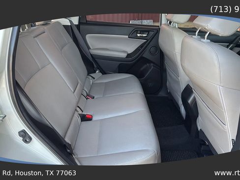 Used 2014 Subaru Forester 2.5i Touring image 31
