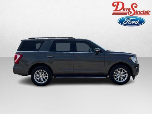 Used 2020 Ford Expedition XLT w/ Equipment Group 202A AWD/4WD image 5