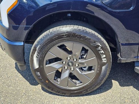 Certified 2025 Ford F150 Lightning Lariat AWD/4WD image 10